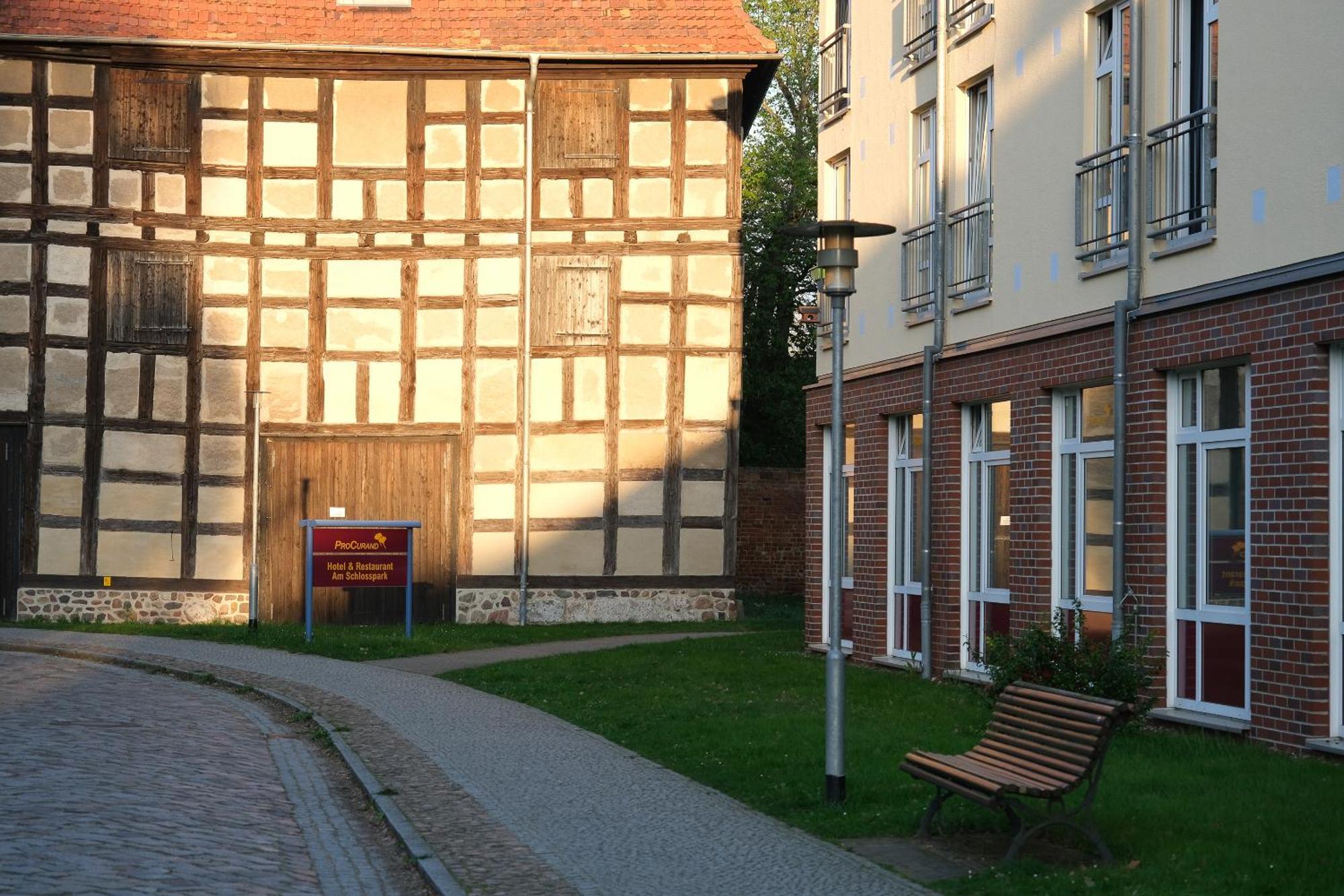 Hotel & Restaurant Am Schlosspark Dahme  Екстериор снимка