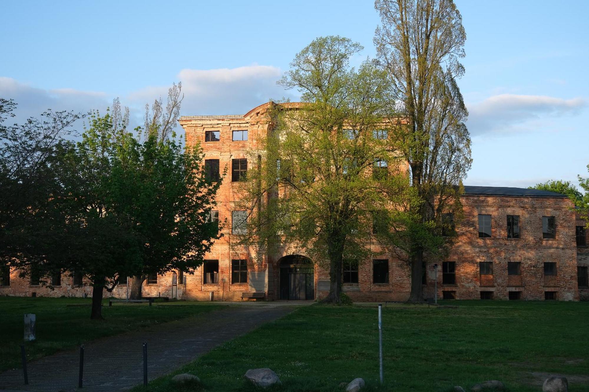 Hotel & Restaurant Am Schlosspark Dahme  Екстериор снимка